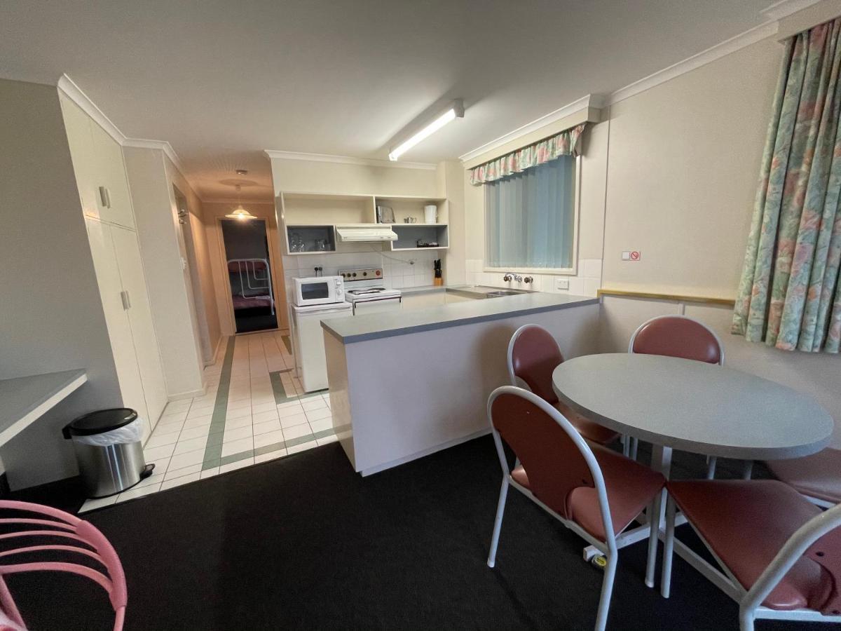 Parklane Motel Launceston Bagian luar foto