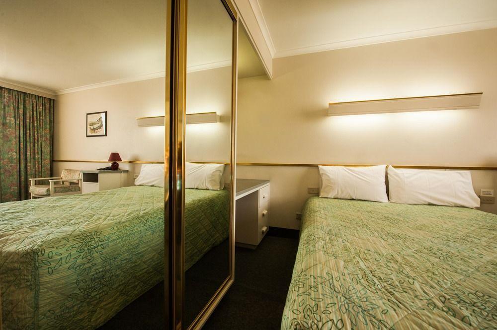 Parklane Motel Launceston Bagian luar foto